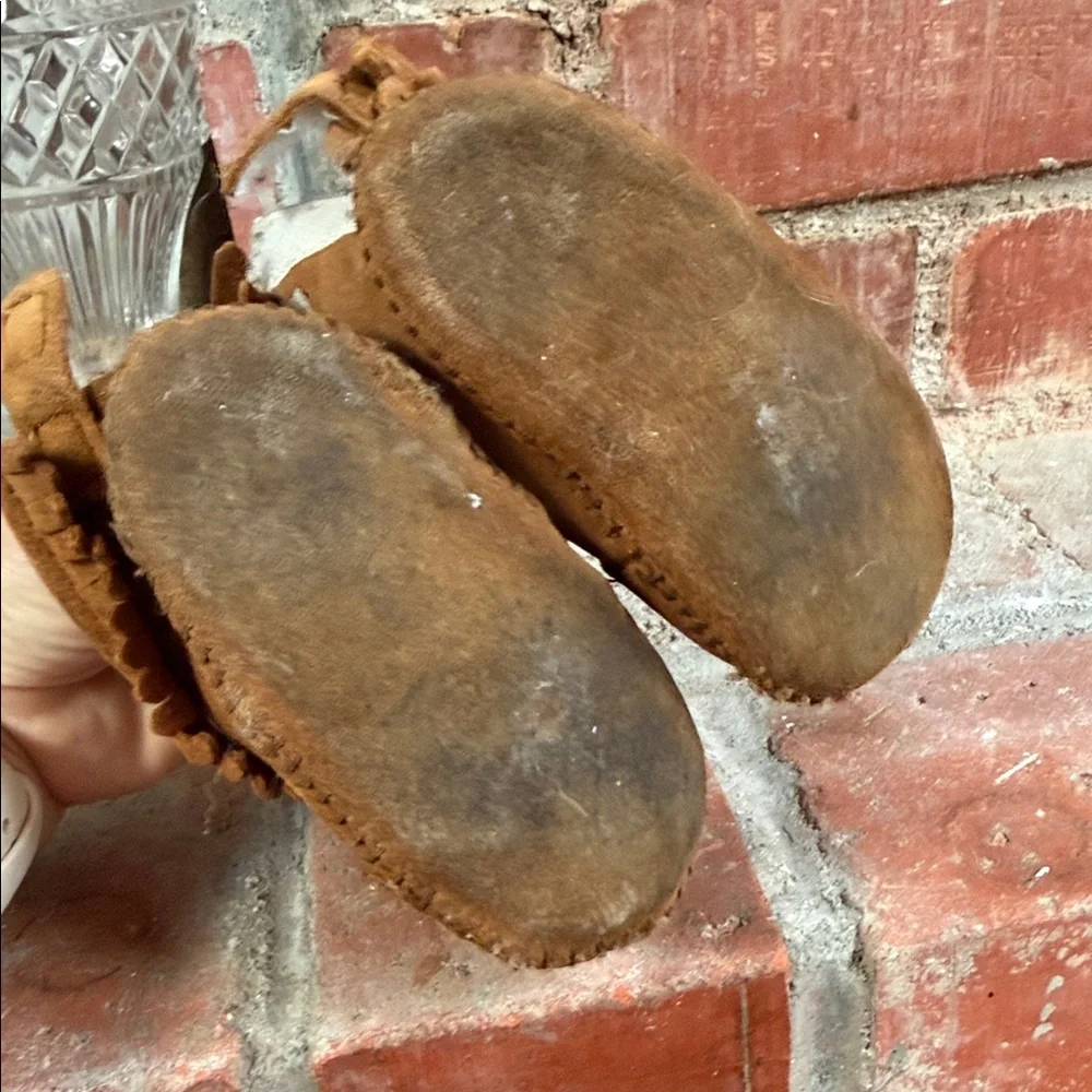 Minnetonka Fringe Kids Moccasins